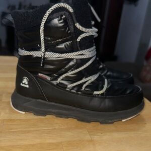 Kamik Black Snow Boots with Reflective Gray Laces